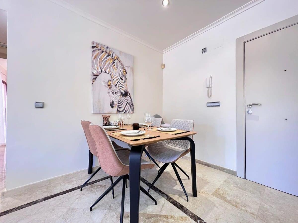 Modern 2 Bedroom Beachside Apartment Nr72 ลอสอัลกาซาเรส ภายนอก รูปภาพ
