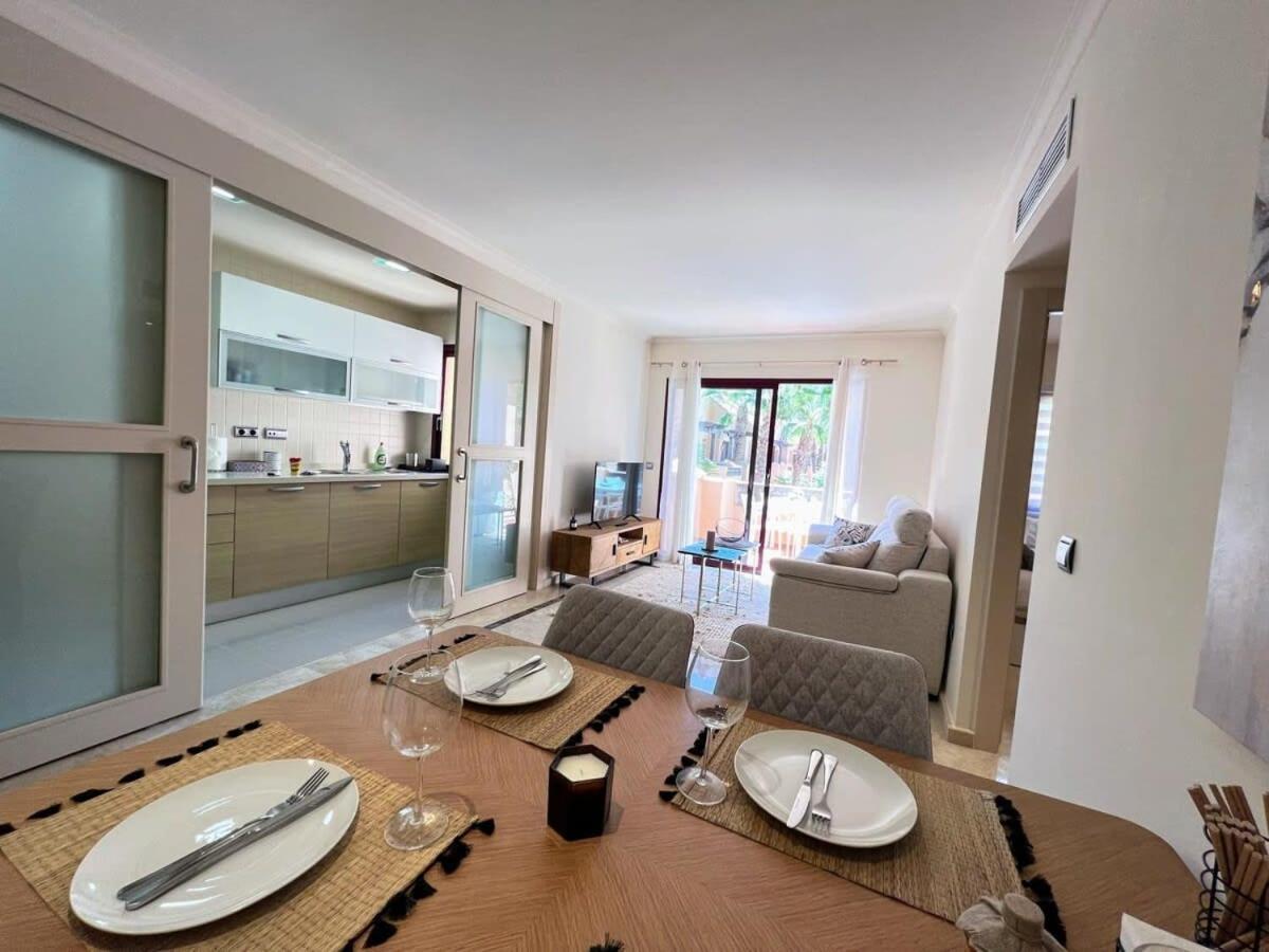 Modern 2 Bedroom Beachside Apartment Nr72 ลอสอัลกาซาเรส ภายนอก รูปภาพ